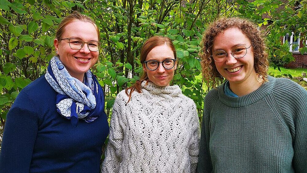 Dr. Eva-Maria Gummelt, Daria Grzywacz und Jessika Gude