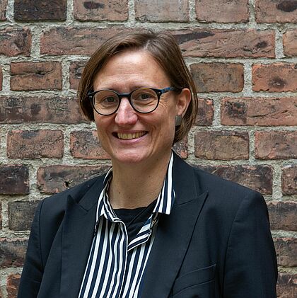 Portrait von Pastorin Mirjam Kull, Citykirchenarbeit Elmshorn